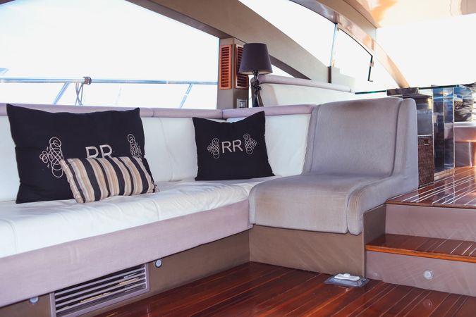 Schaefer Yachts 620 Pininfarina | Rebeca