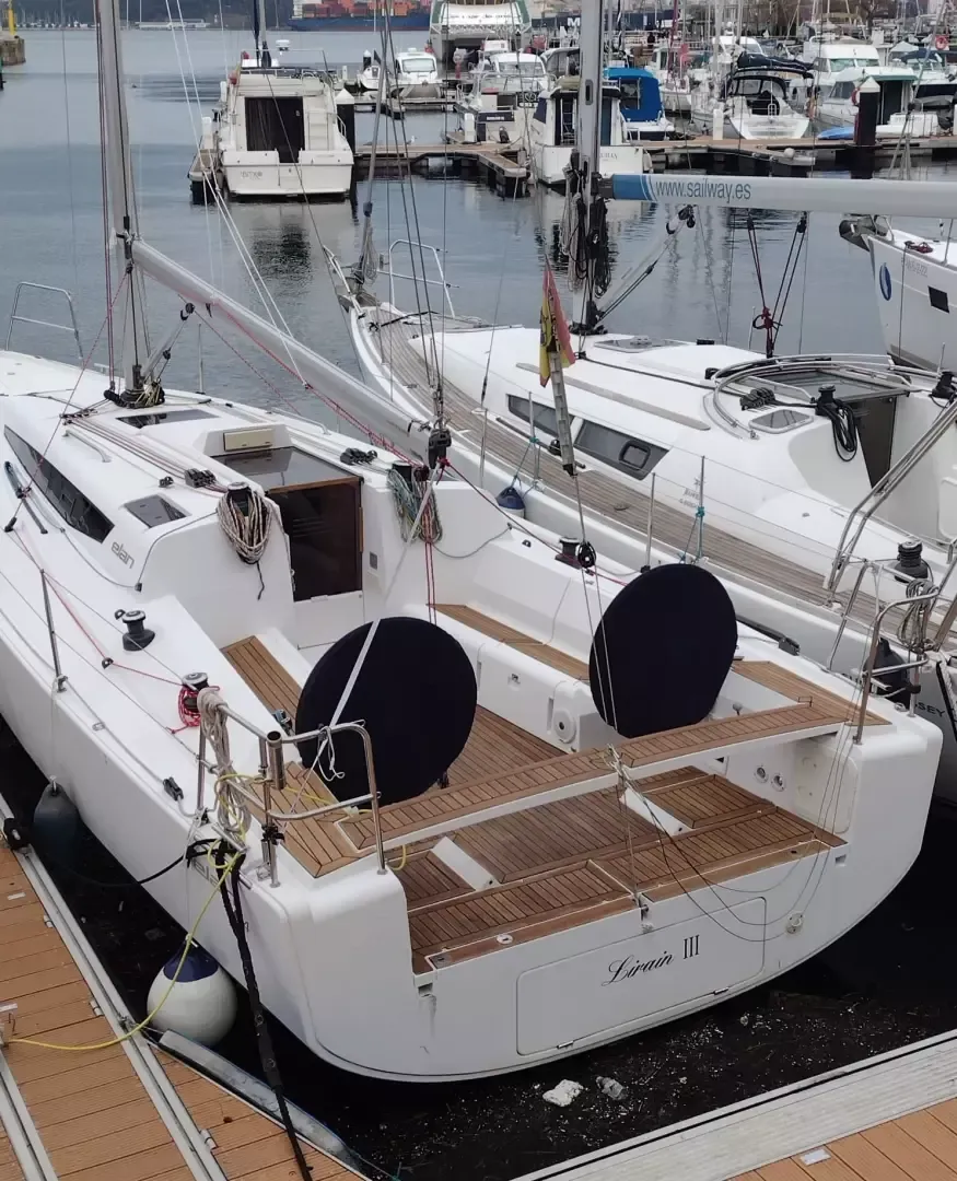 Elan E4 | Lirain Tres