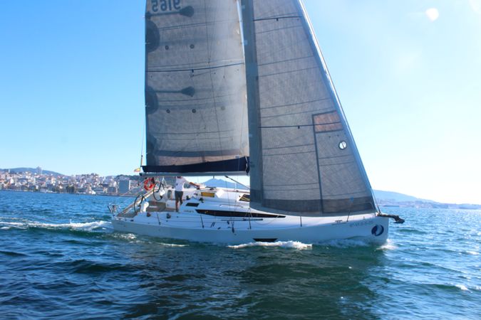 Elan E4 | Lirain Tres