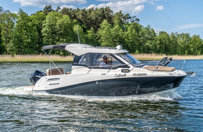 Quicksilver 675 | Zefirek