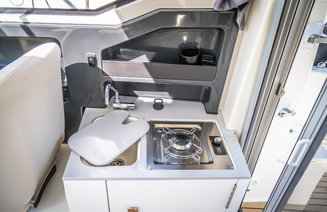 Quicksilver 675 | Zefirek