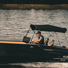 D-Boat Diamond 550 | 22