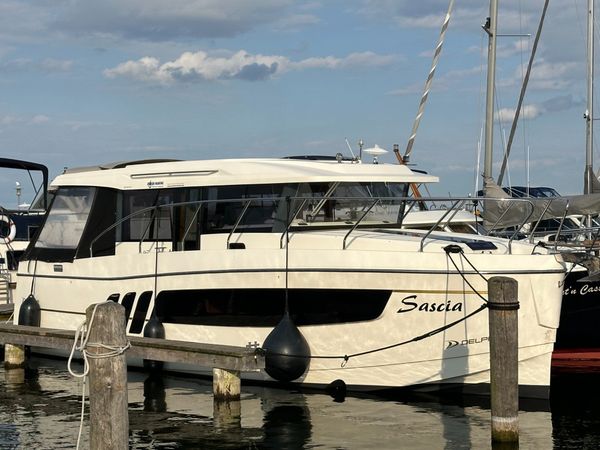 Delphia Escape 1150V | Sascia