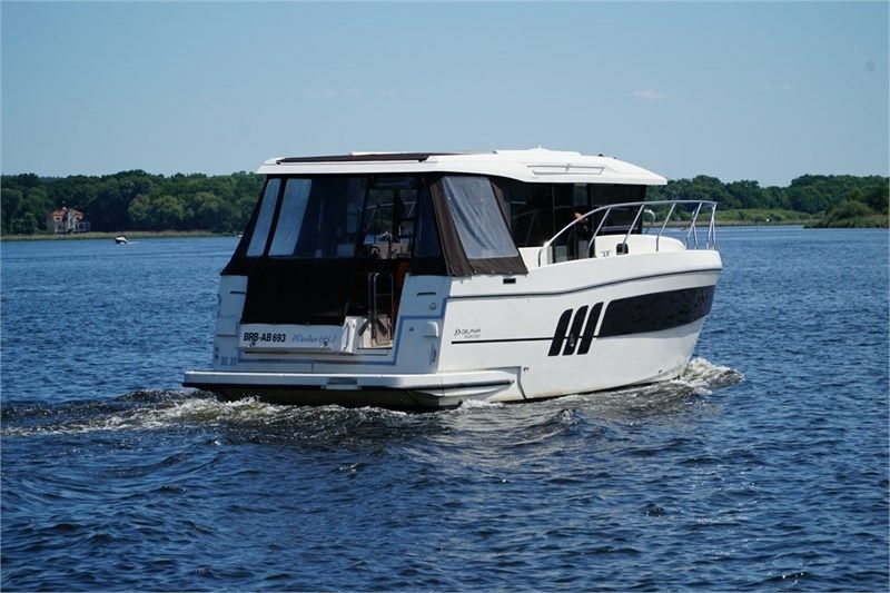 Delphia Escape 1150V | Sascia