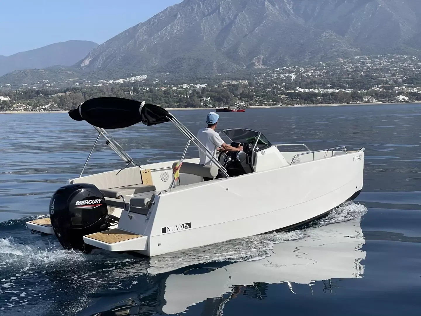 Nuva Yachts M6 | Nuvanus