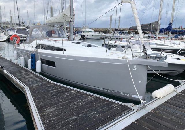 Beneteau Oceanis 30.1 | Pen Azen