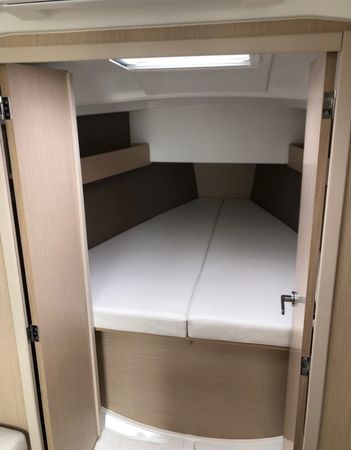 Beneteau Oceanis 30.1 | Pen Azen