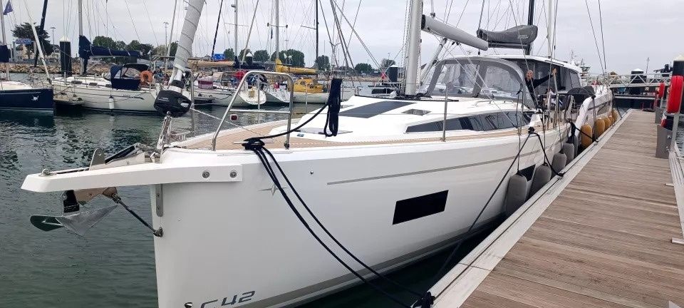 Bavaria C42 | Galliarix