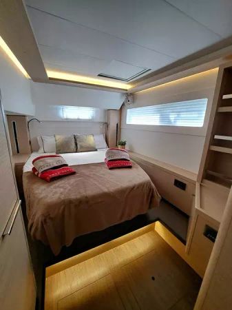 Lagoon 46 | Blue Regeneration