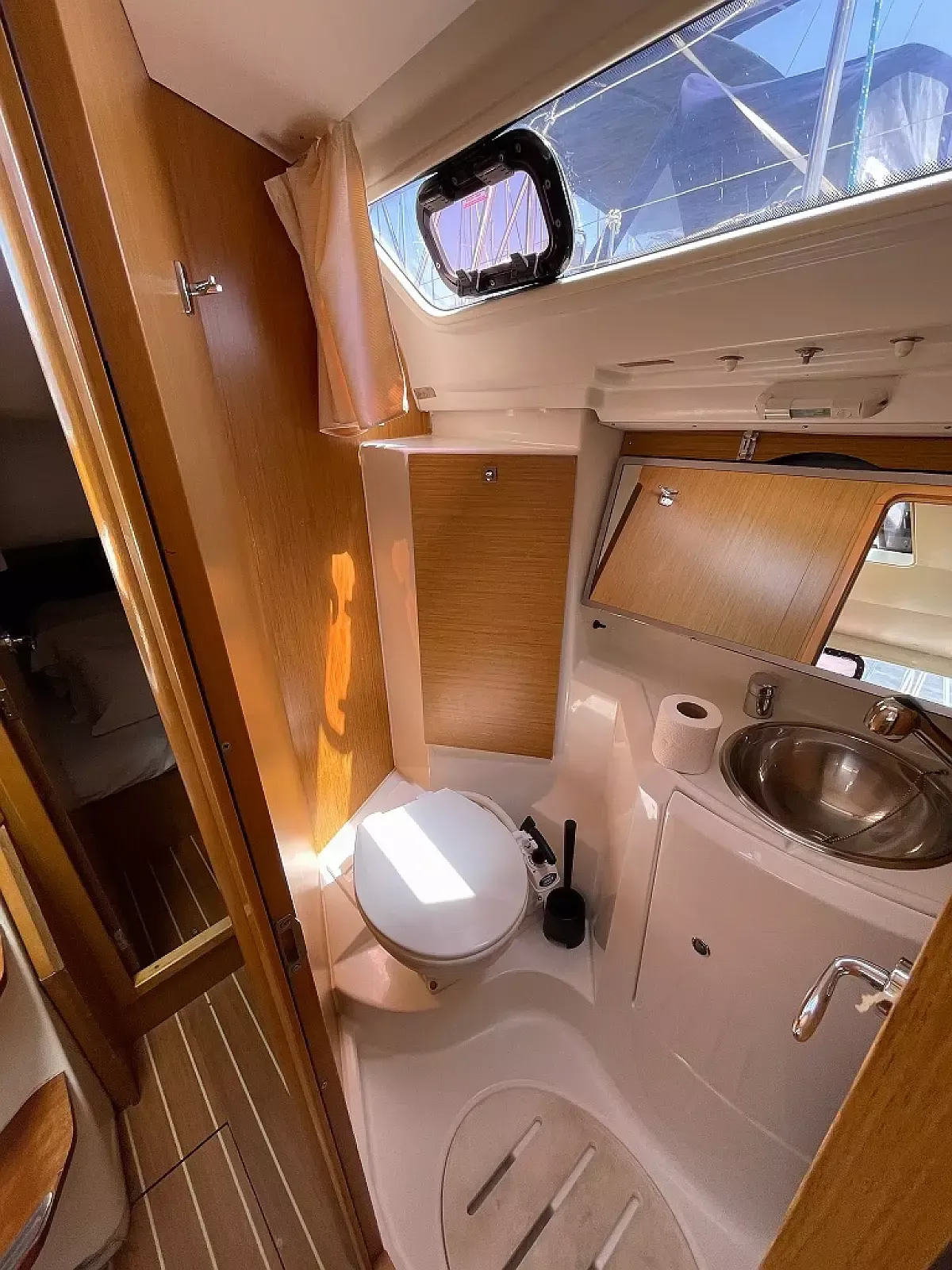 Jeanneau Sun Odyssey 36i | Mala