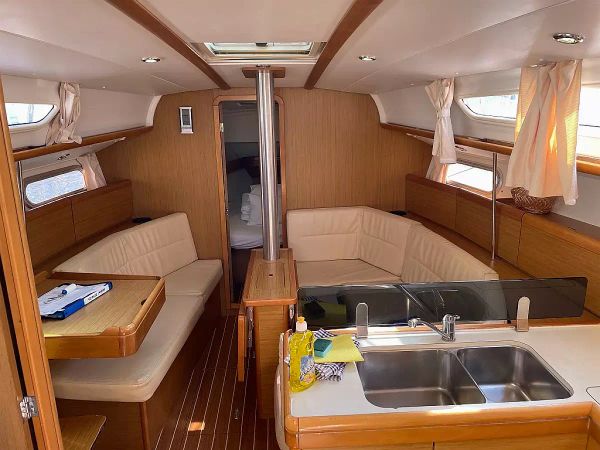 Jeanneau Sun Odyssey 36i | Mala