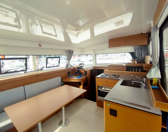 Excess 11 | Dioscuri