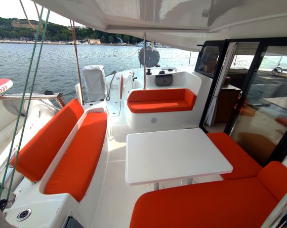 Excess 11 | Dioscuri