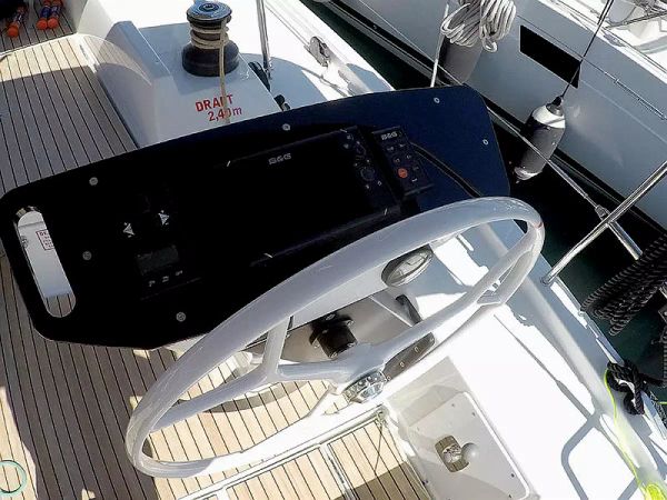 Dufour 470 | Adelante