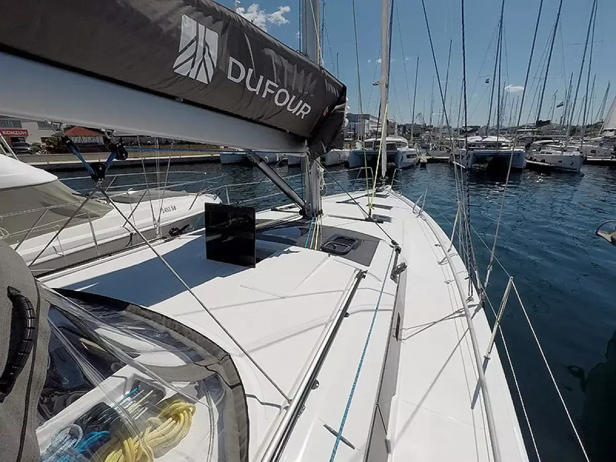 Dufour 44 | Vera