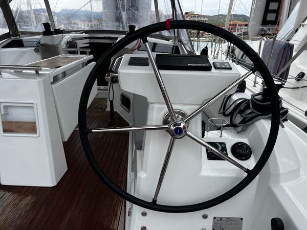 Beneteau Oceanis 37.1 | Avra