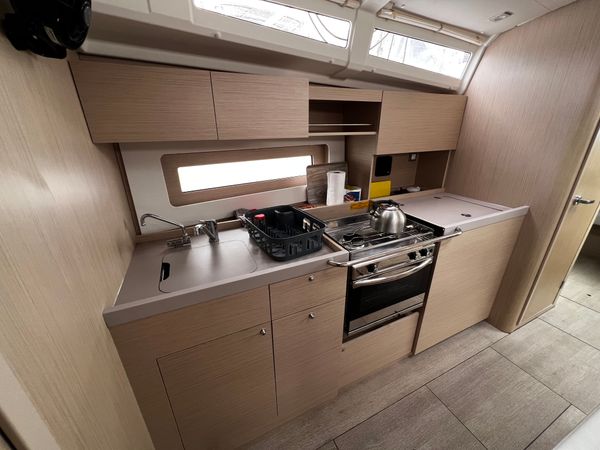 Beneteau Oceanis 37.1 | Avra