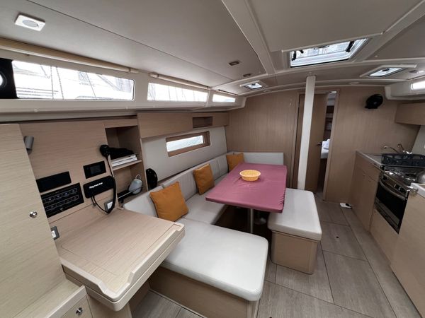 Beneteau Oceanis 37.1 | Avra
