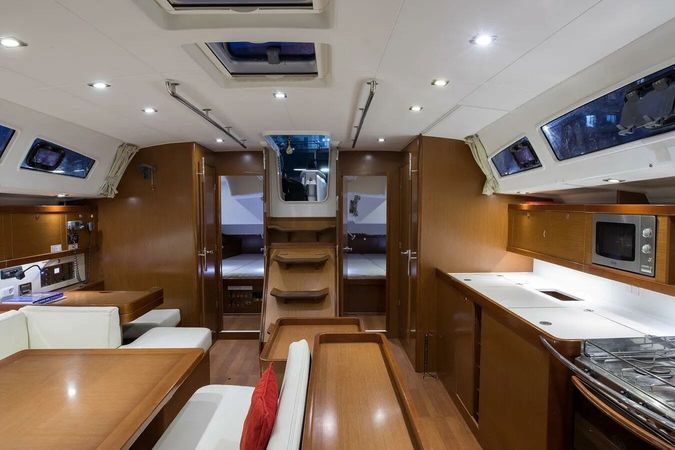 Beneteau Oceanis 50 Family | Vanessa M