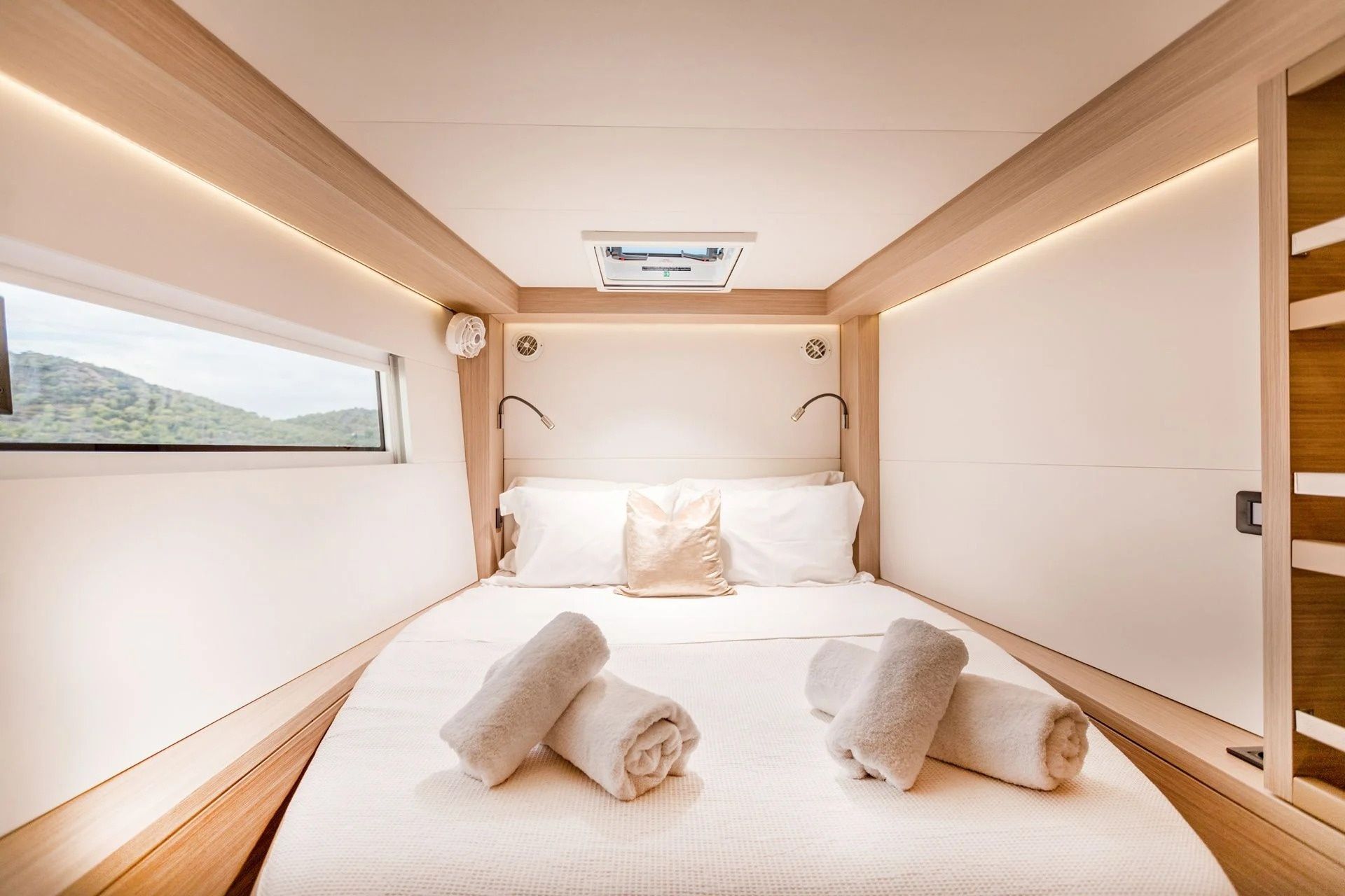 Lagoon 51 | One Feeling