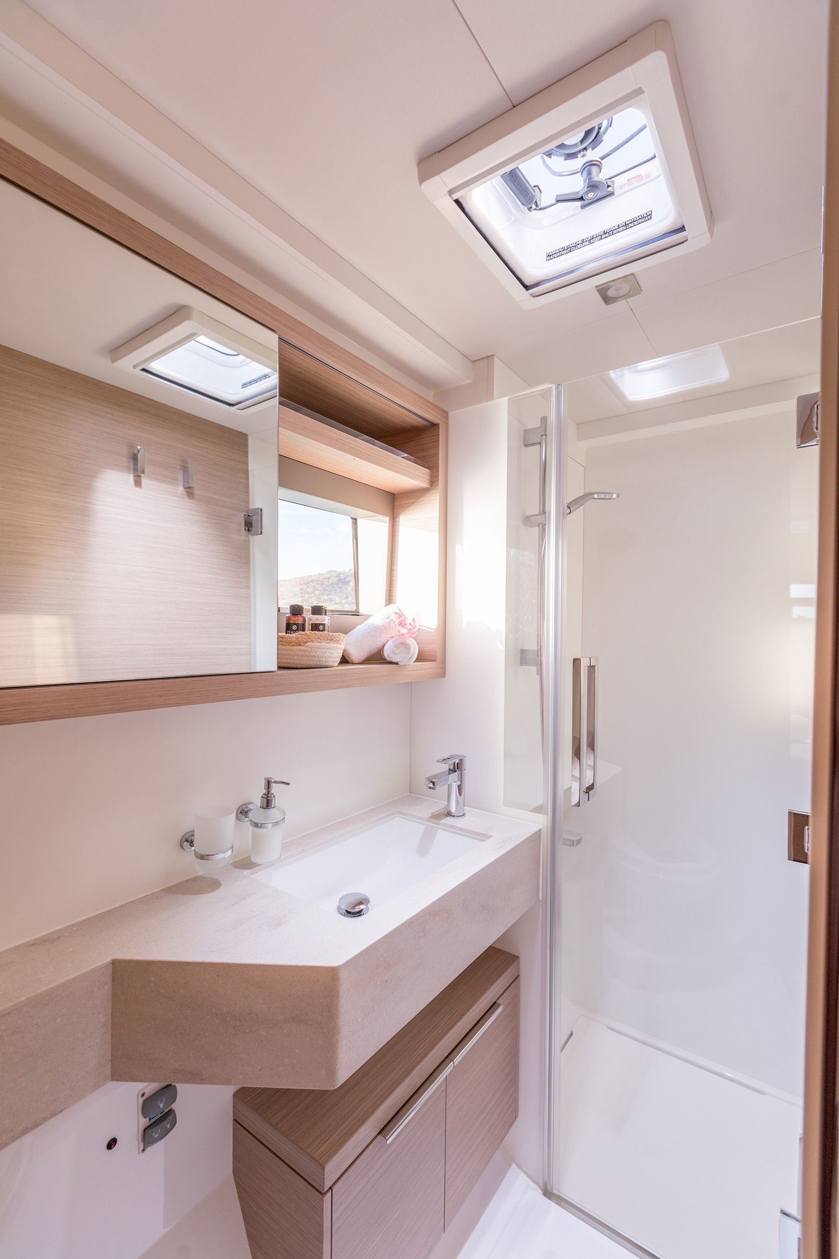 Lagoon 51 | One Feeling