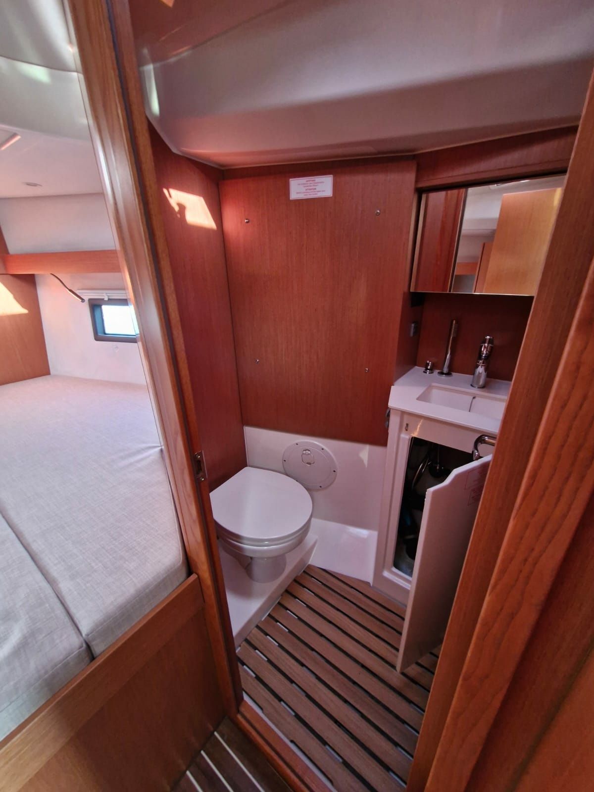 Bavaria C38 | Williams