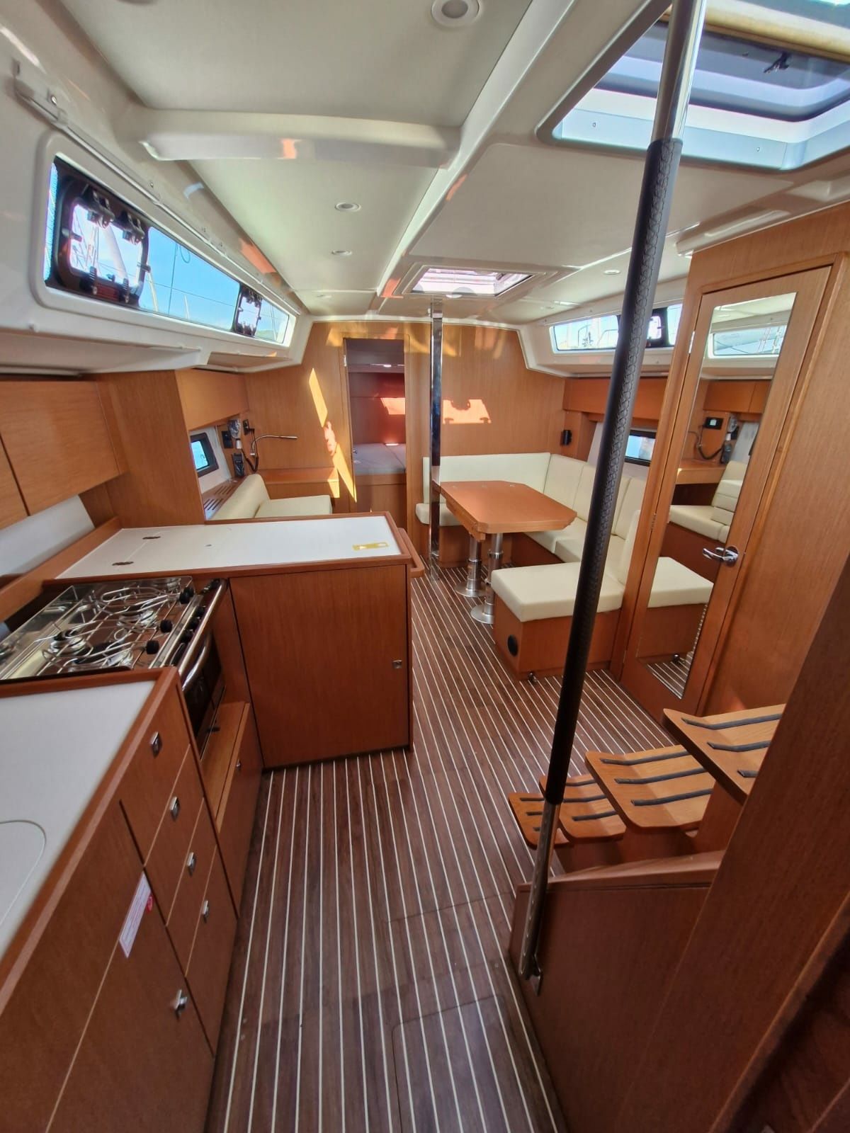 Bavaria C38 | Williams