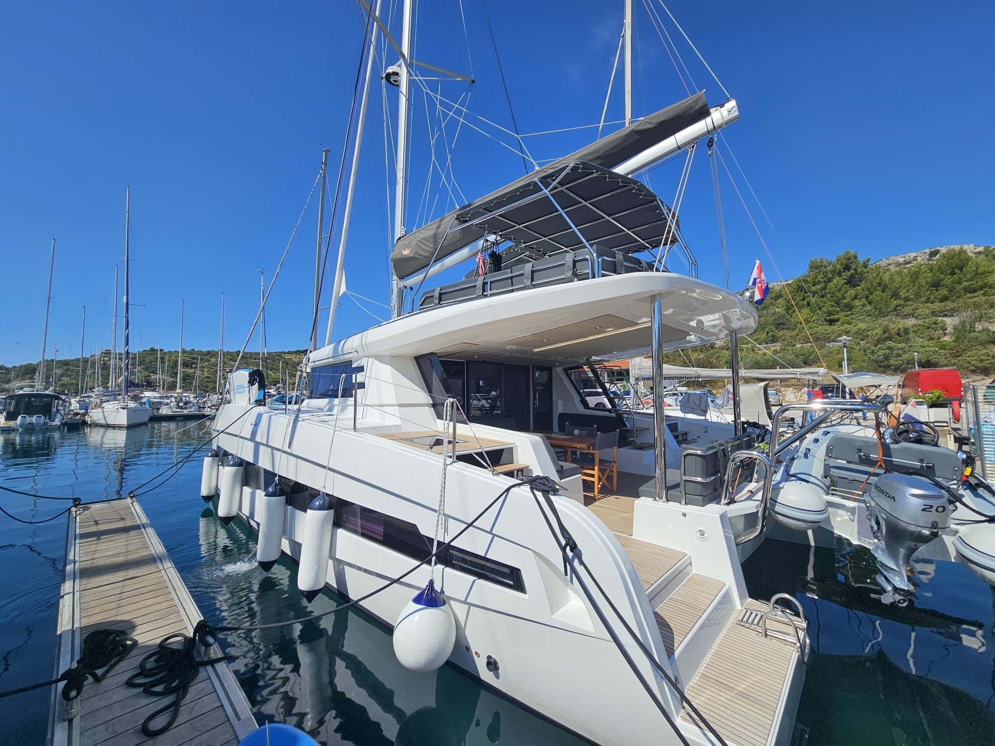 Dufour Cervetti 44 | Alba