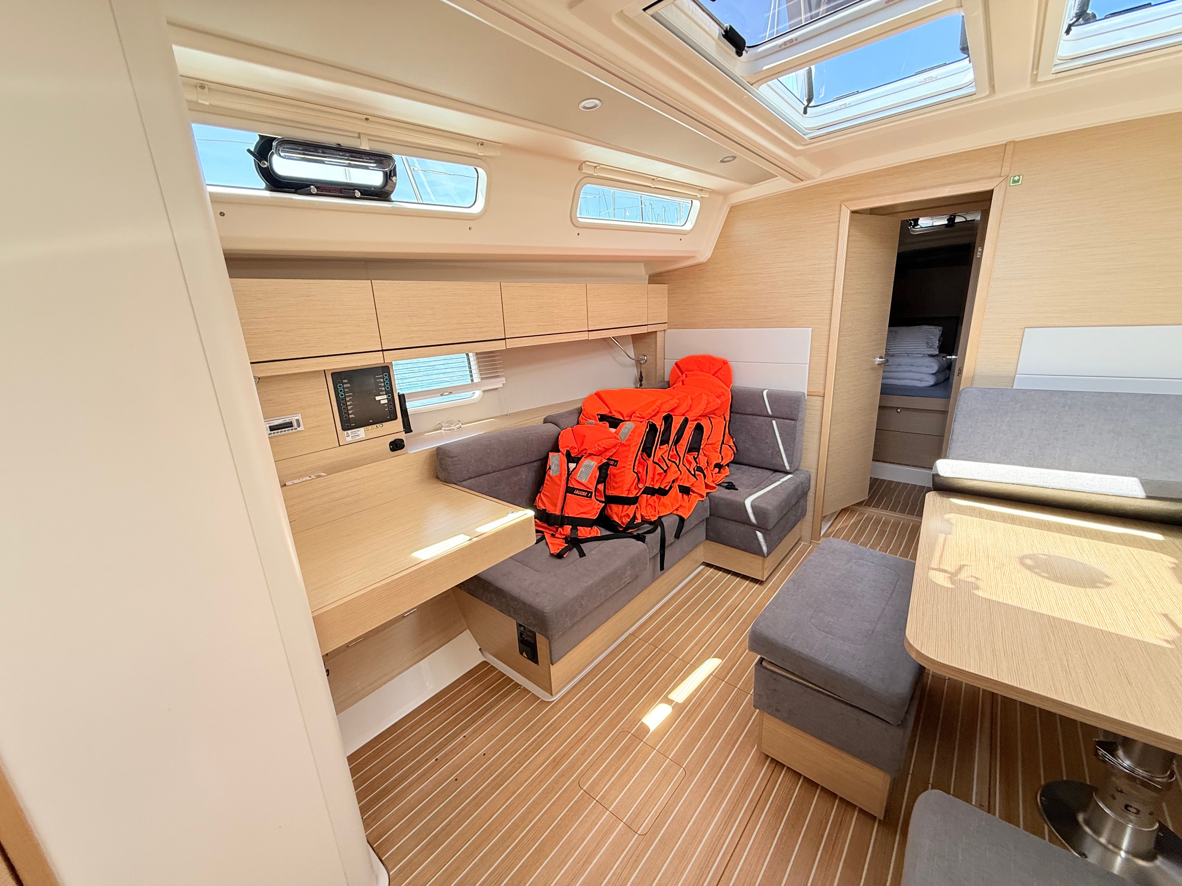 Hanse 458 | Endless Seas
