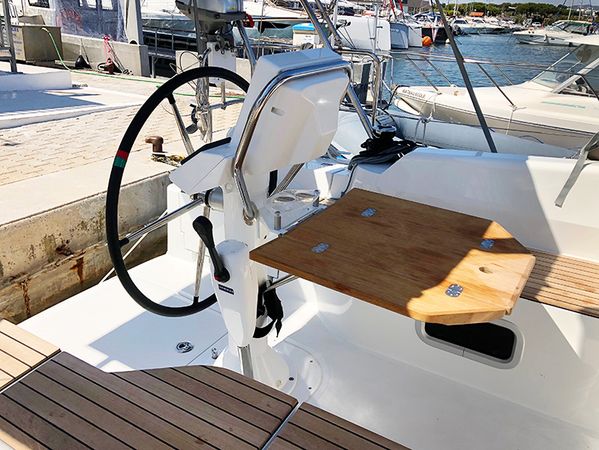 Jeanneau Sun Odyssey 319 | Lily