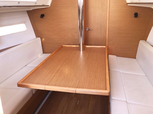 Jeanneau Sun Odyssey 319 | Lily