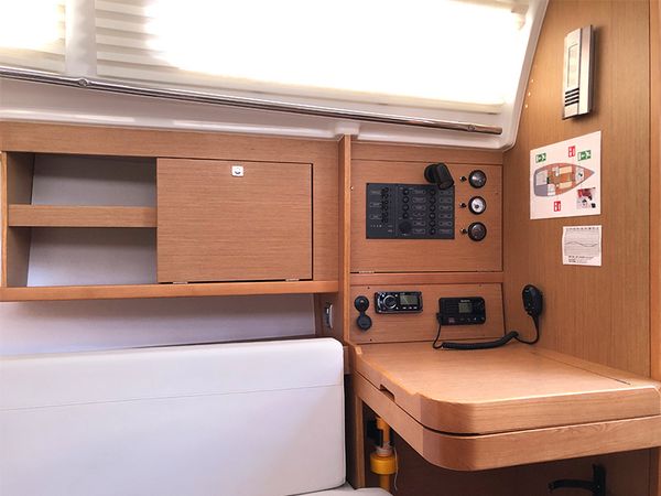 Jeanneau Sun Odyssey 319 | Lily