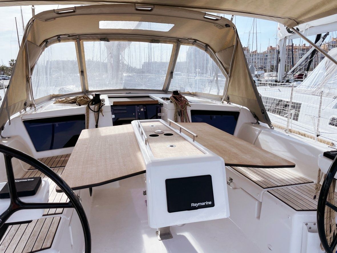 Dufour 390 | Gallivant
