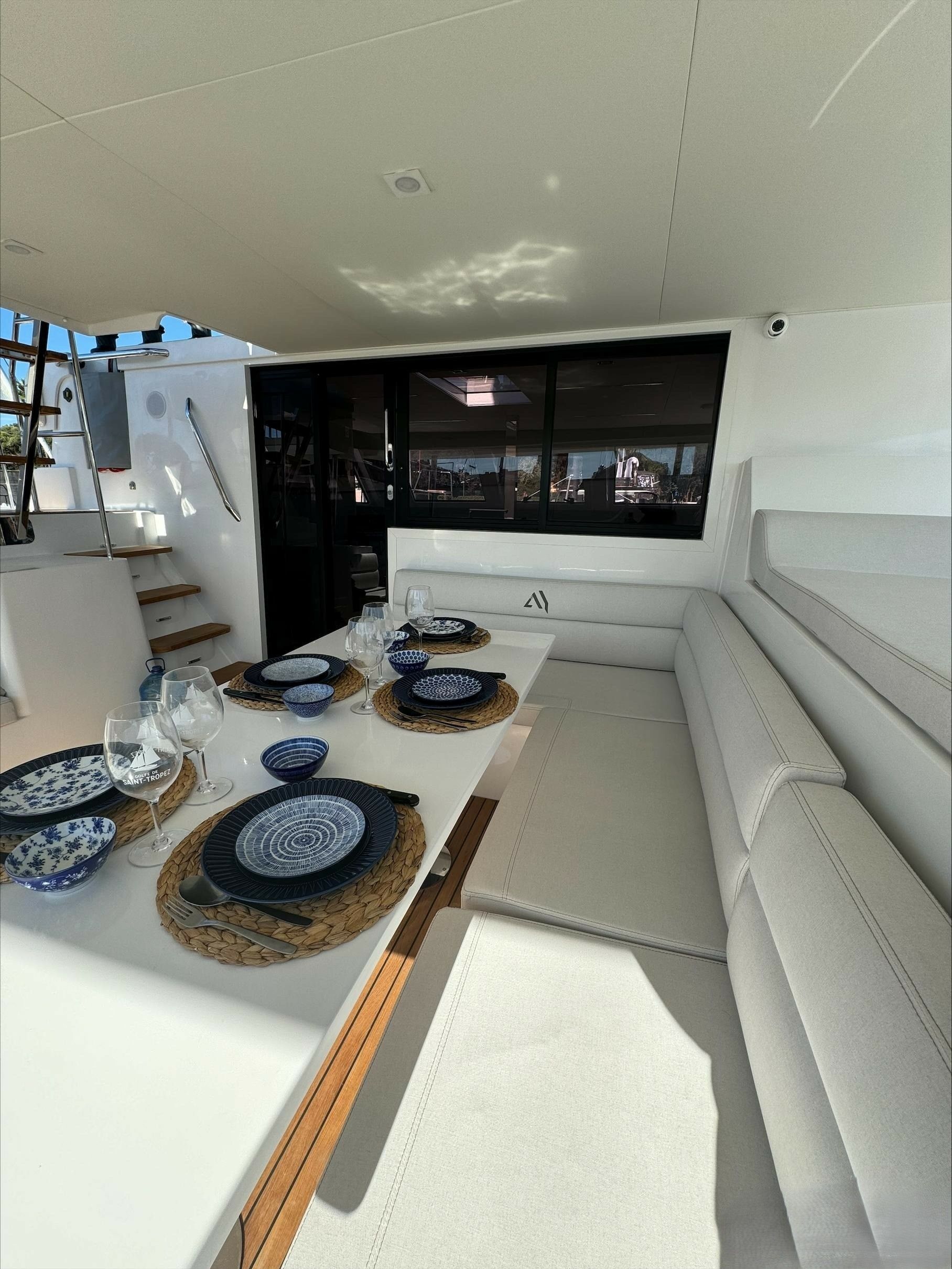 Aventura 45 | Good Luck