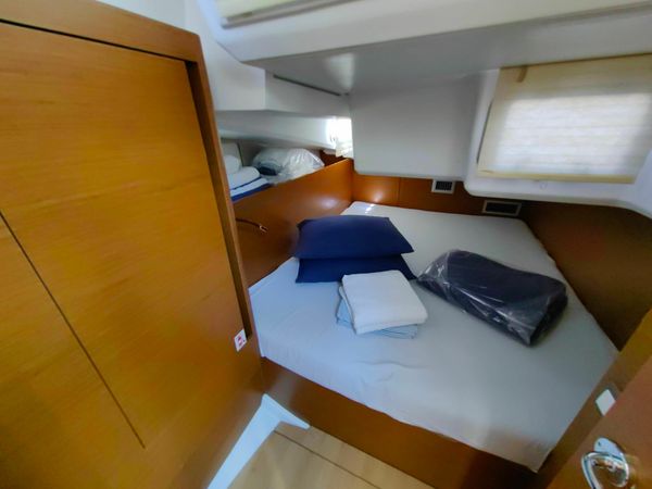 Jeanneau Sun Odyssey 440 | Milky Way