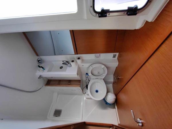Jeanneau Sun Odyssey 440 | Milky Way