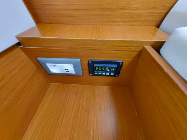 Jeanneau Sun Odyssey 440 | Milky Way