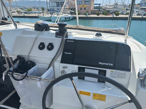 Lagoon 40 | Blue Horizon