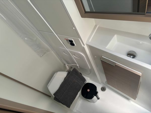 Lagoon 40 | Blue Horizon