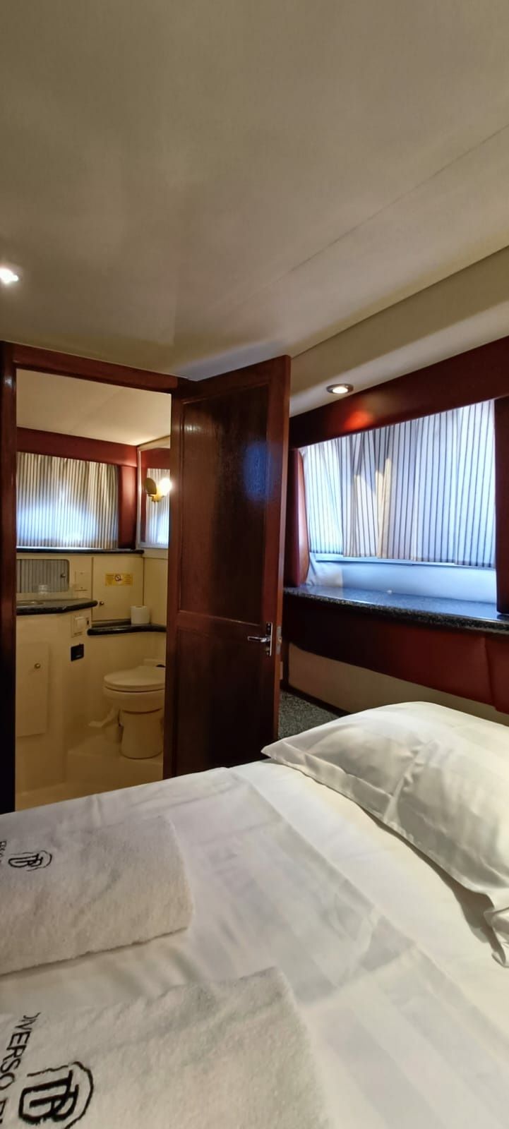 Carver 356 | Sofia K