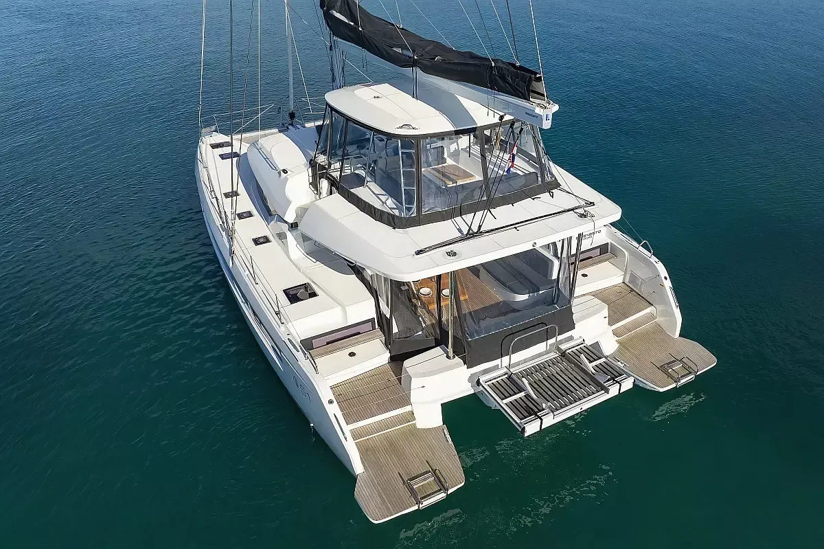 Lagoon 51 | Disonesto