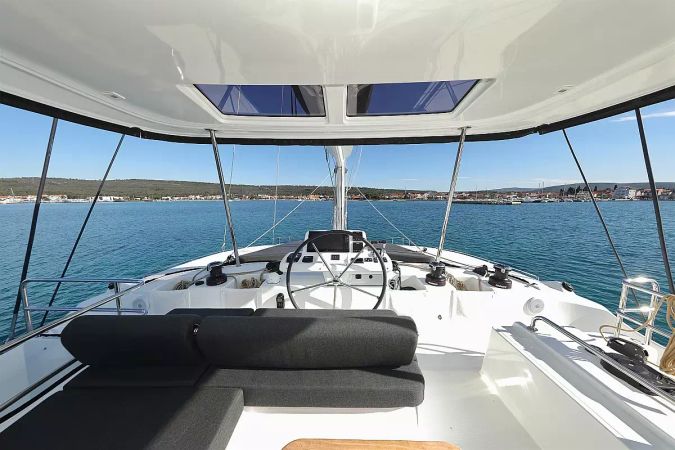 Lagoon 51 | Disonesto