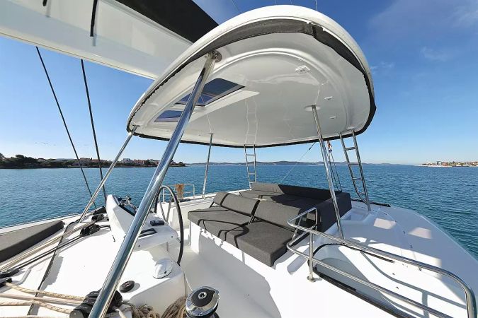 Lagoon 51 | Disonesto