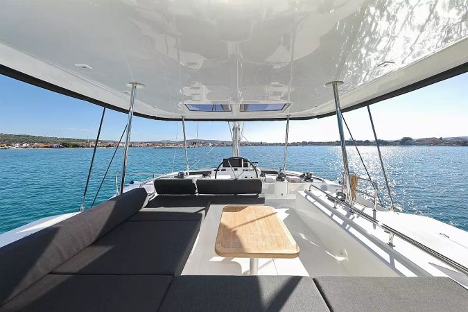 Lagoon 51 | Disonesto