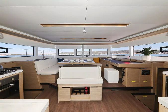 Lagoon 51 | Disonesto