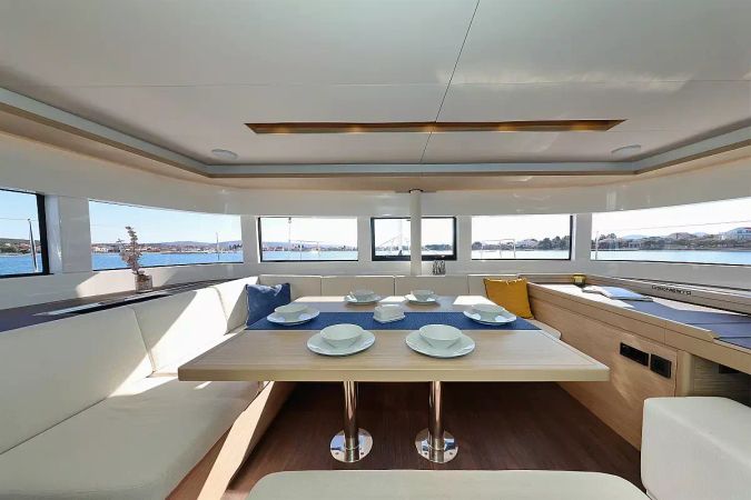 Lagoon 51 | Disonesto