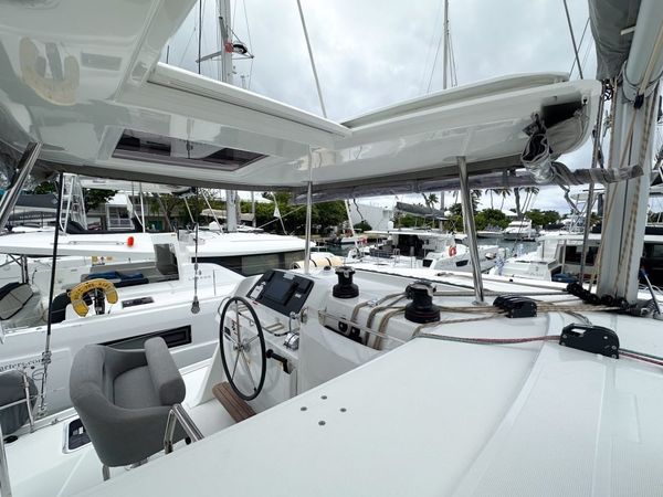 Lagoon 42 | Island Riff