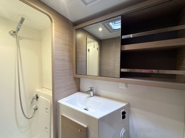 Lagoon 42 | Island Riff