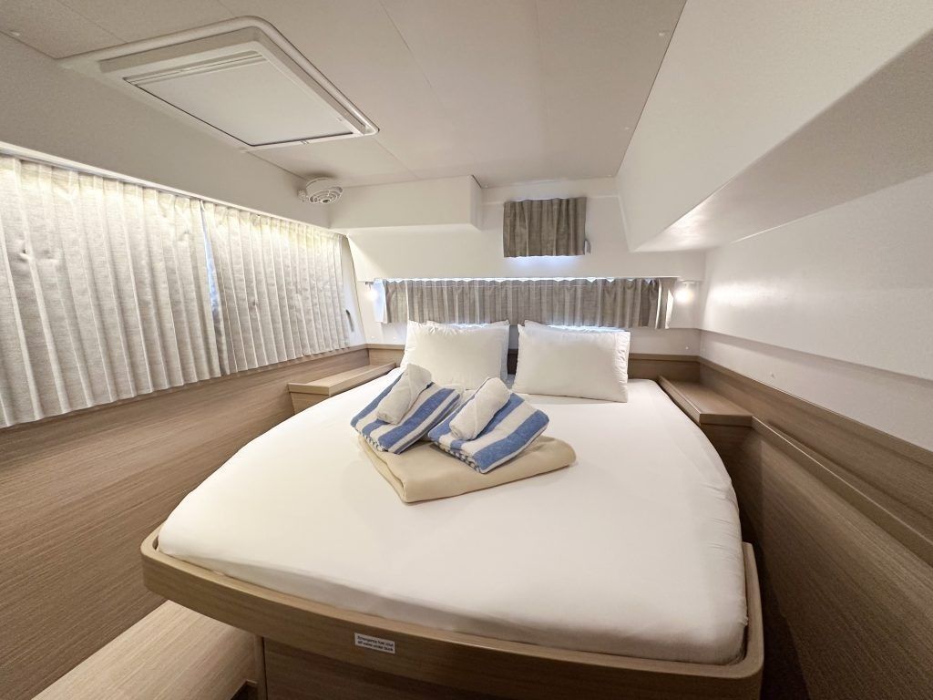 Lagoon 42 | Island Riff