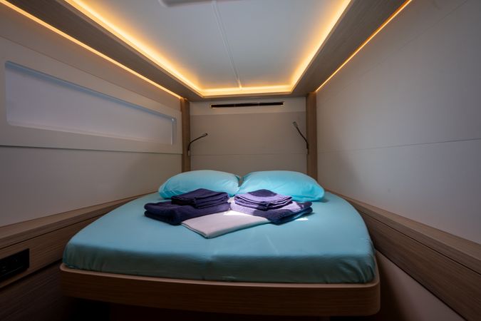 Lagoon 46 | Blue Dream 48